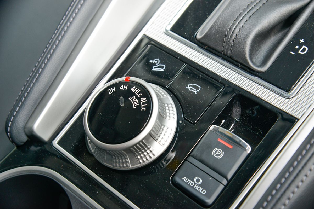 2024 Mitsubishi Pajero Sport GLS QF