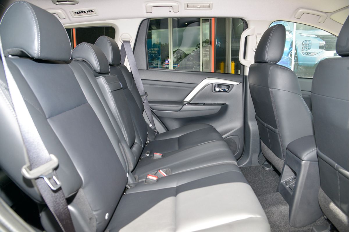 2024 Mitsubishi Pajero Sport GLS QF