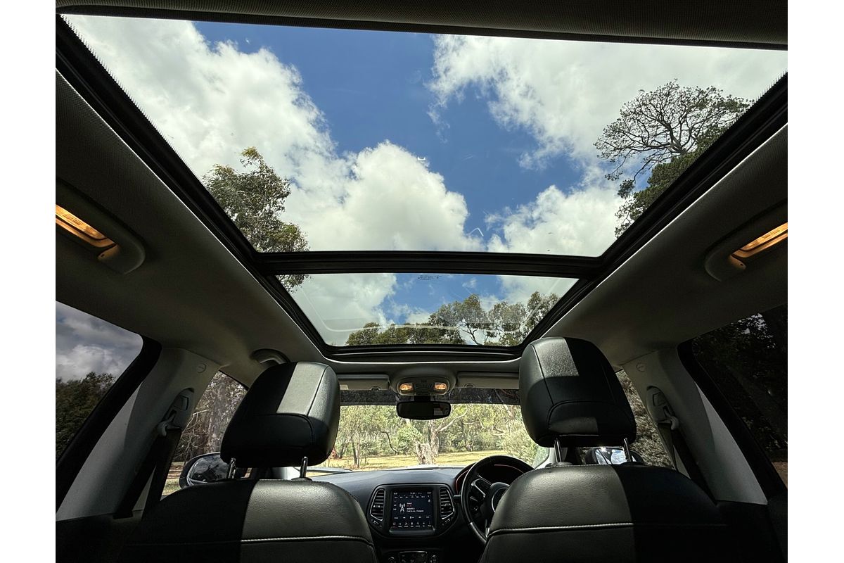 2017 Jeep Compass Trailhawk M6