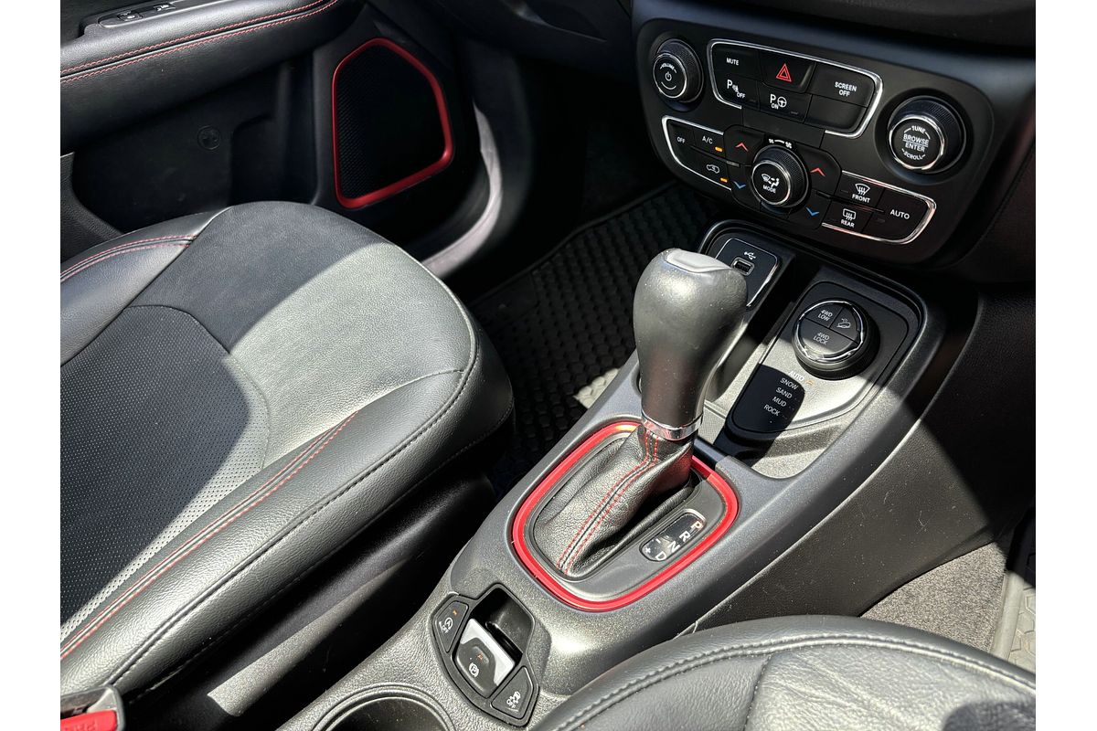 2017 Jeep Compass Trailhawk M6