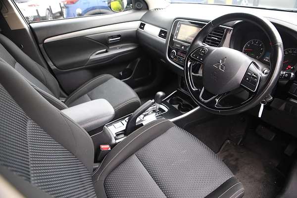 2017 Mitsubishi Outlander LS ZK