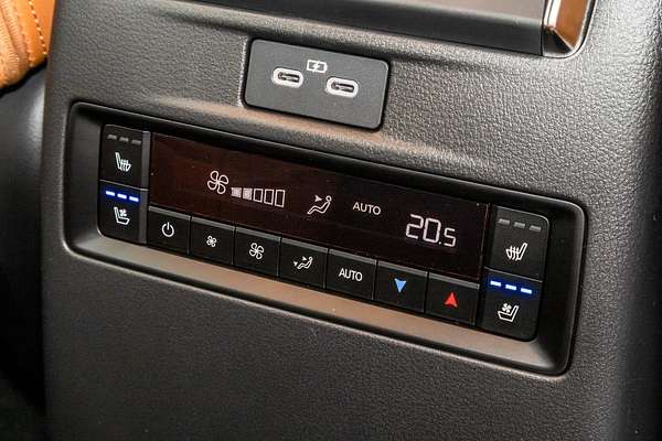 2024 Mazda CX-80 D50e Azami KL