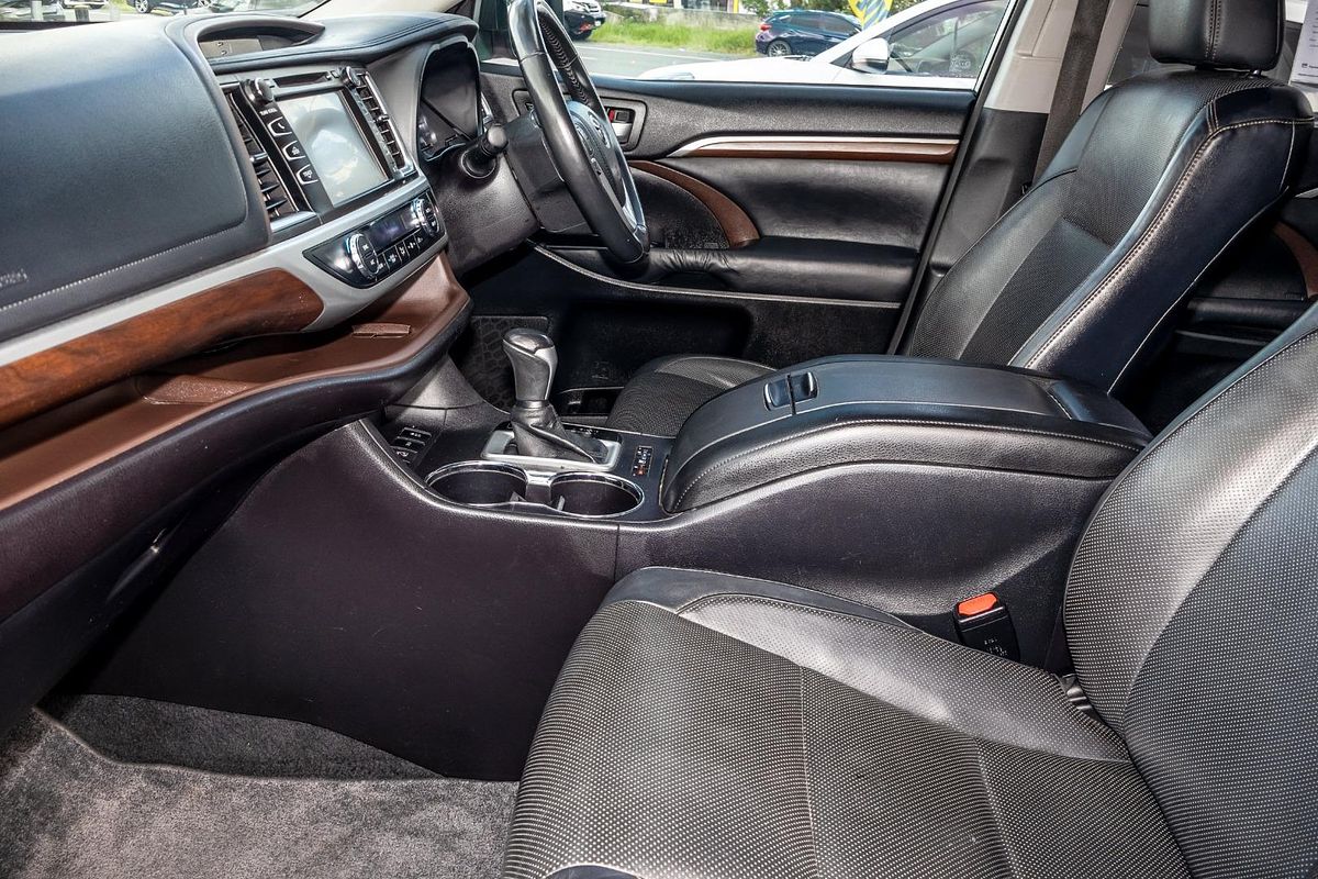 2015 Toyota Kluger Grande GSU55R