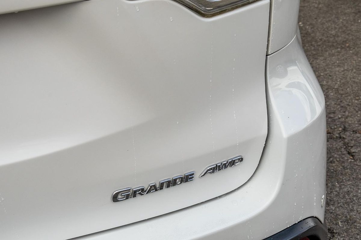 2015 Toyota Kluger Grande GSU55R