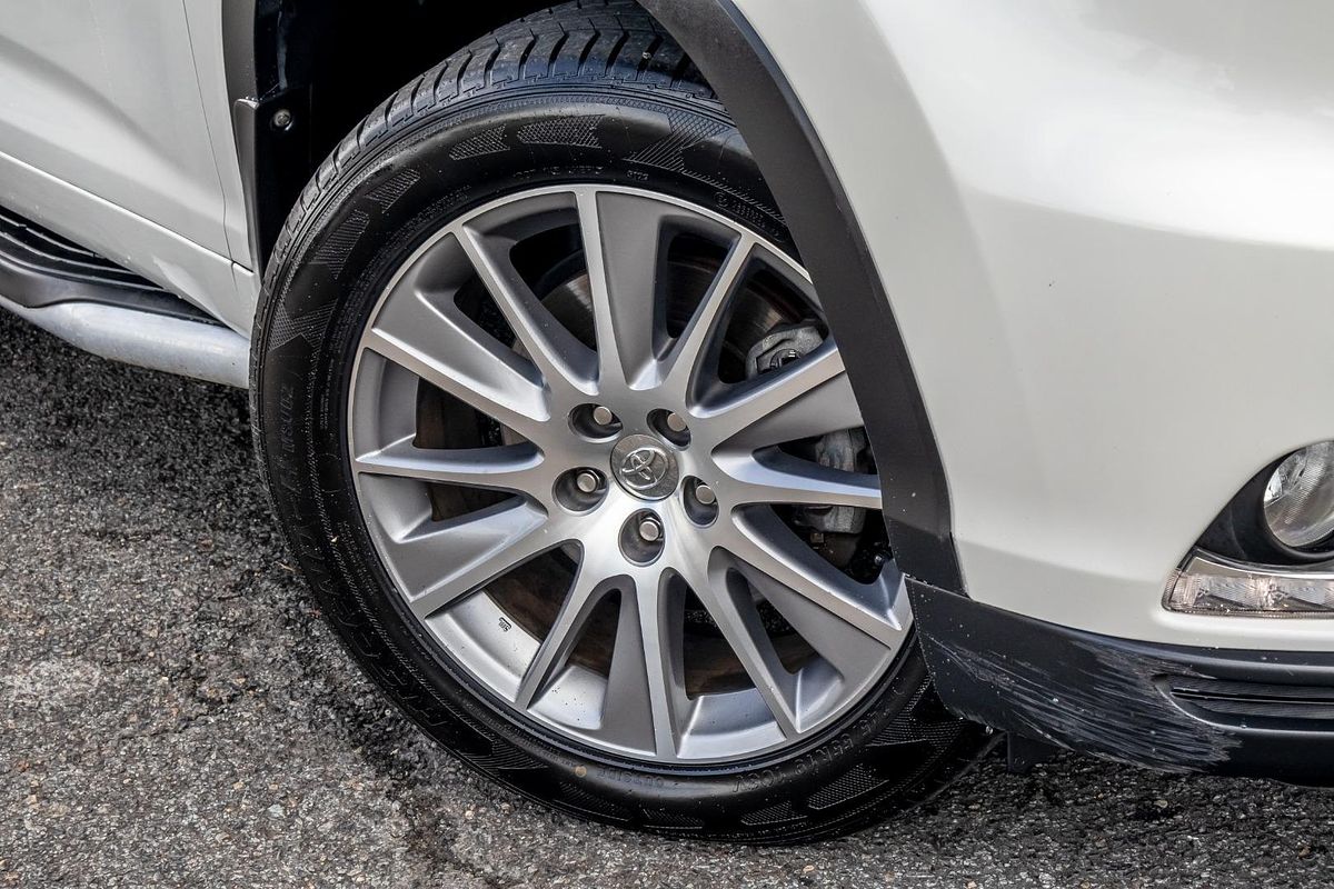 2015 Toyota Kluger Grande GSU55R