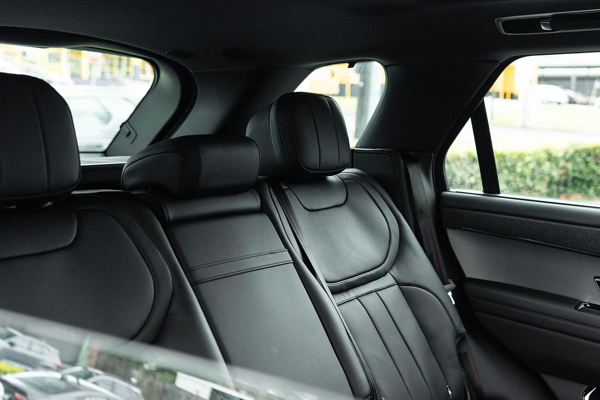 2024 Land Rover Range Rover Sport D300 Dynamic SE L461
