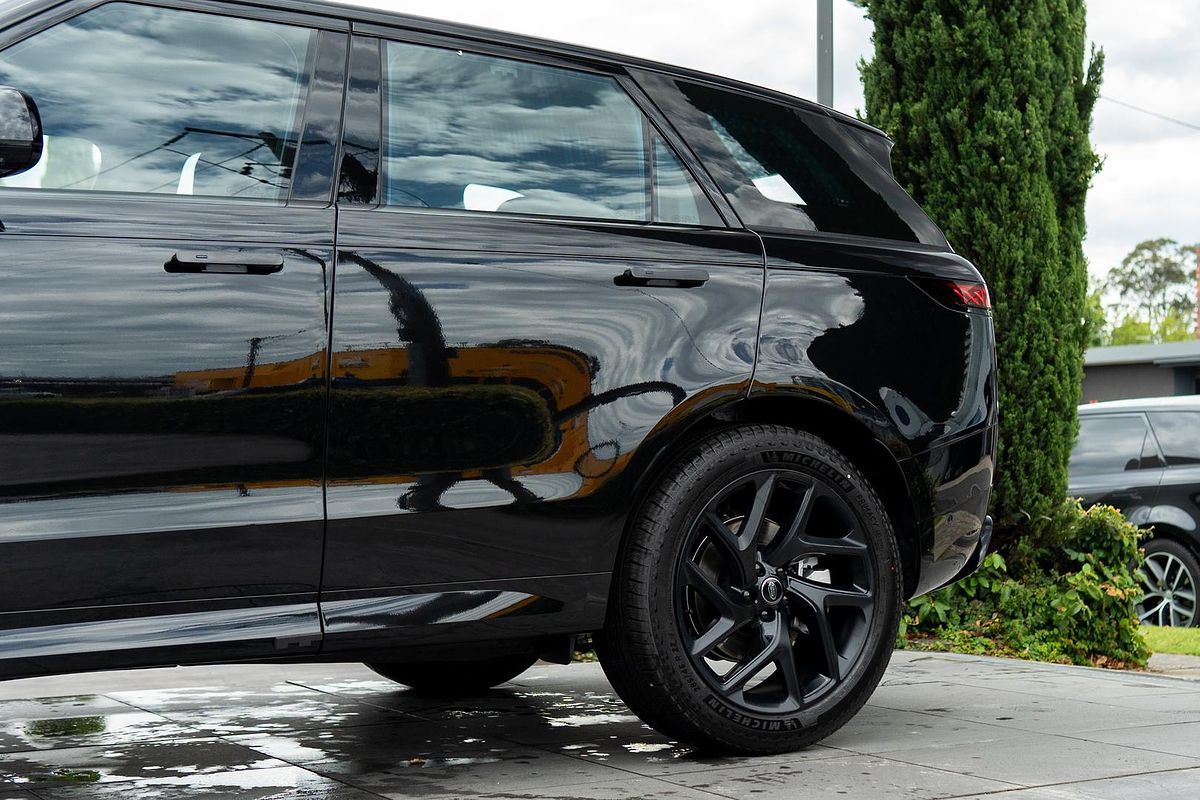 2024 Land Rover Range Rover Sport D300 Dynamic SE L461