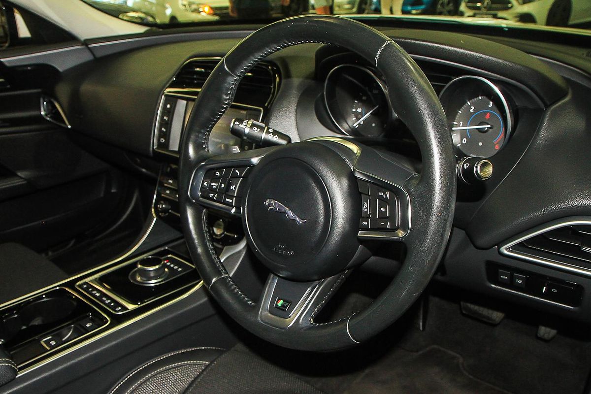 2018 Jaguar XE 20d R-Sport X760