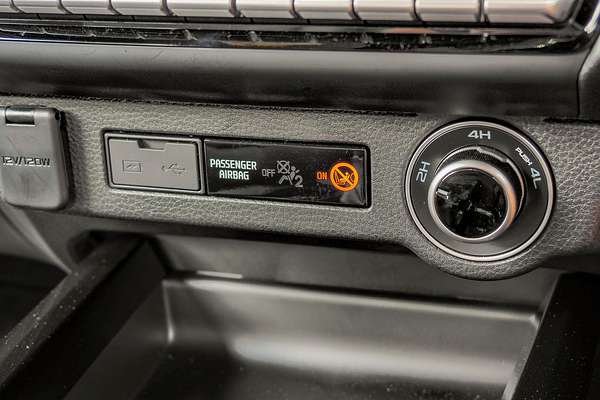 2024 Isuzu D-MAX BLADE 4X4