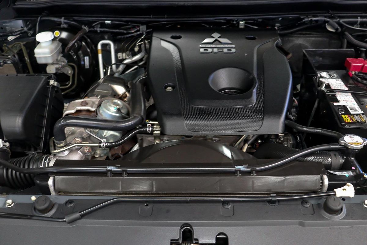 2018 Mitsubishi Pajero Sport GLS QE