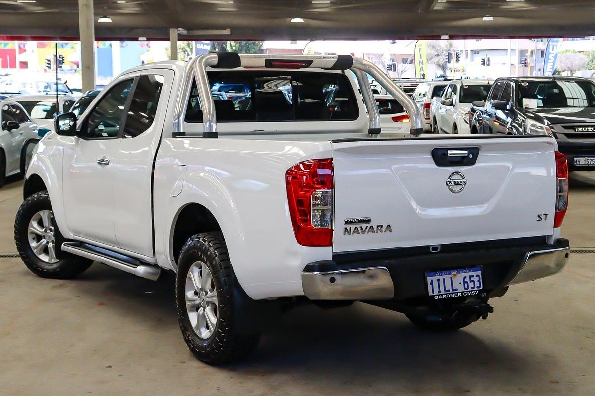 2017 Nissan Navara ST D23 Series 2 4X4