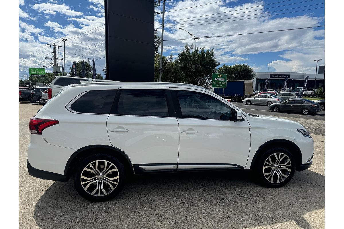 2016 Mitsubishi Outlander LS Safety Pack ZK