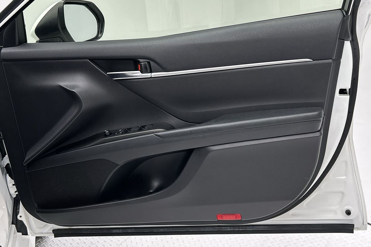 2021 Toyota Camry Ascent AXVH70R