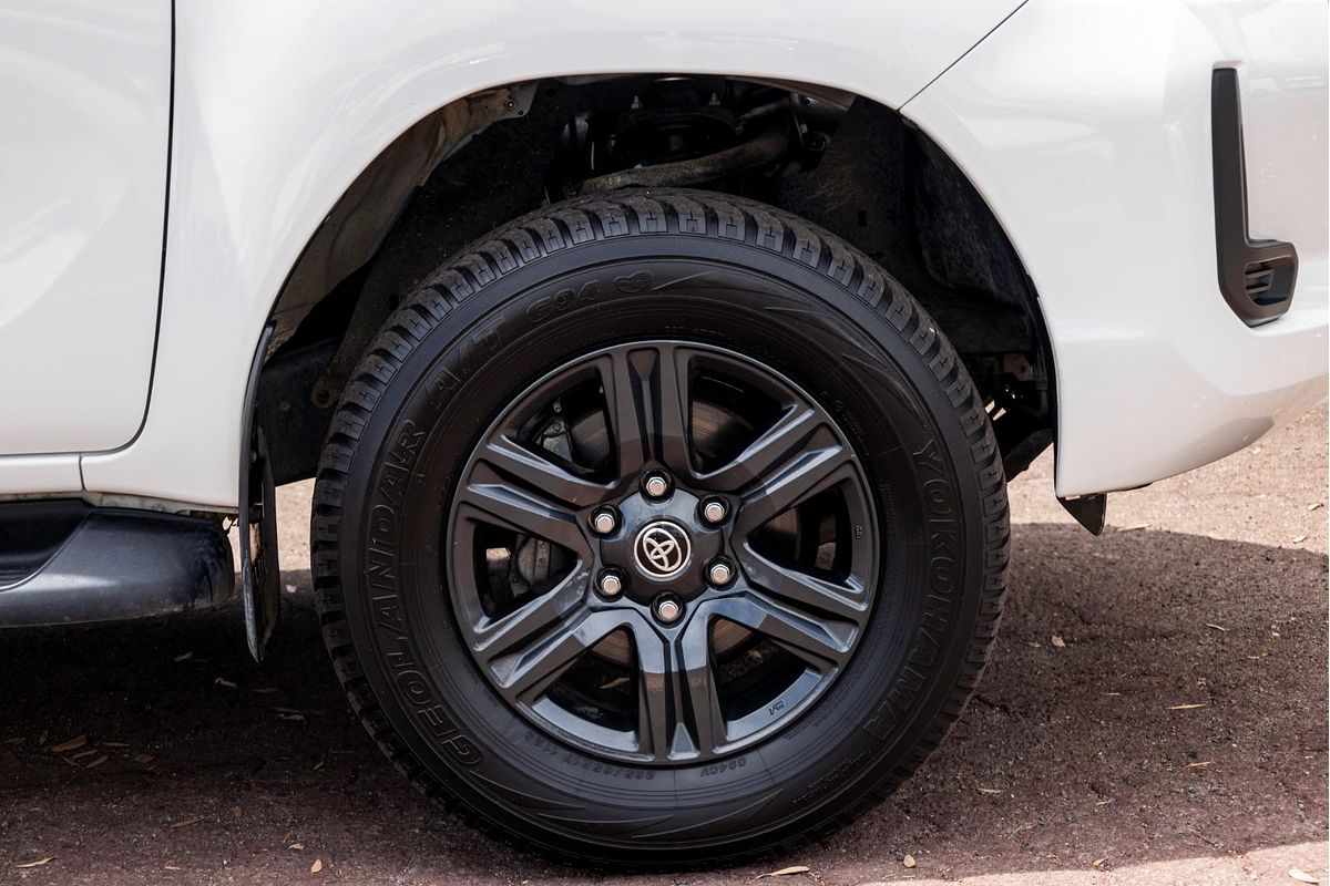 2023 Toyota Hilux SR GUN126R 4X4