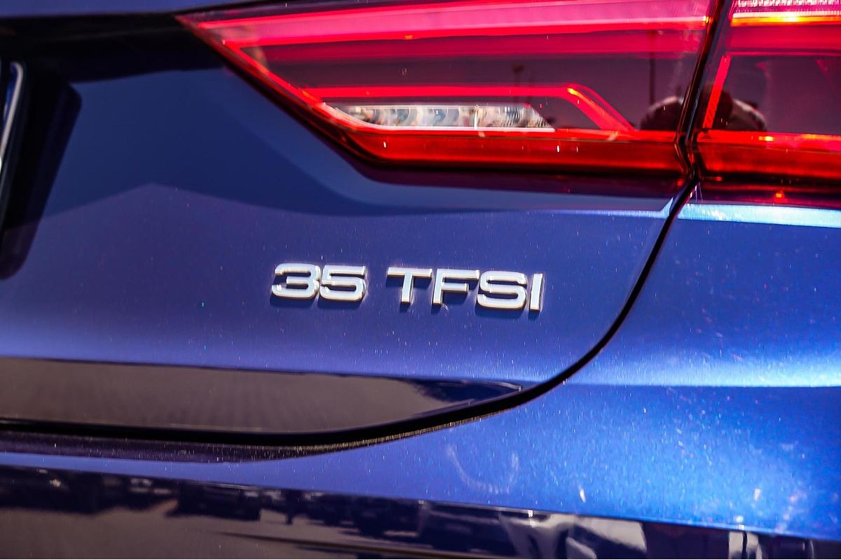 2020 Audi Q3 35 TFSI S Line F3