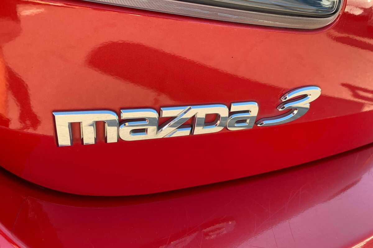 2013 Mazda Mazda 3 Neo