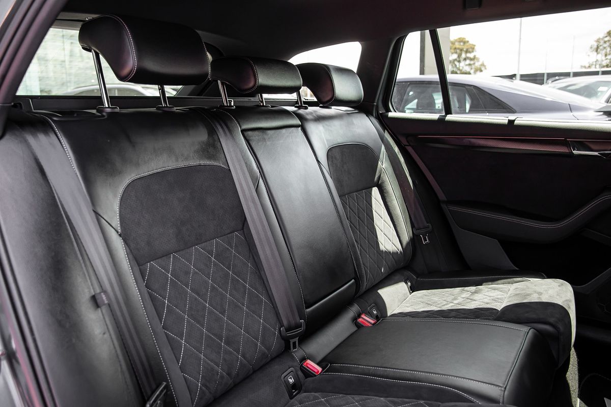 2021 SKODA Superb 206TSI SportLine NP
