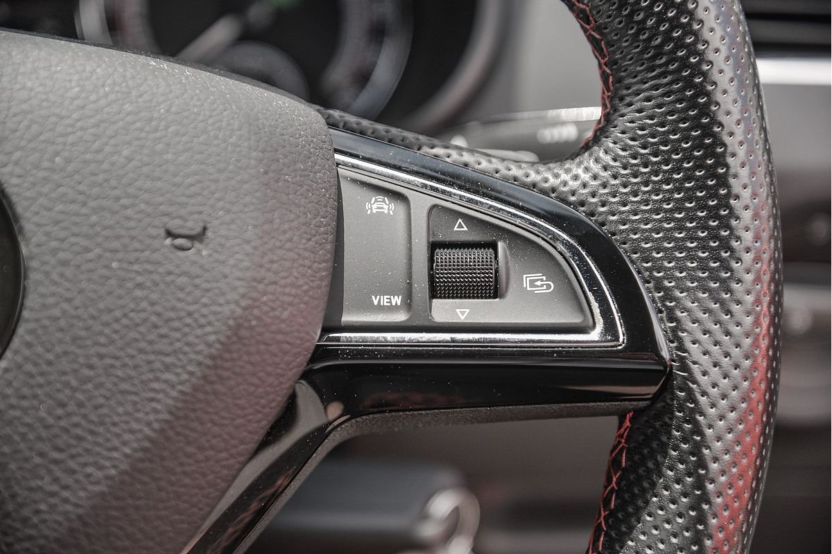 2019 SKODA Octavia 245 NE  RS