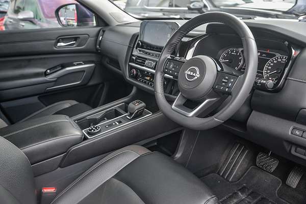 2023 Nissan Pathfinder Ti R53