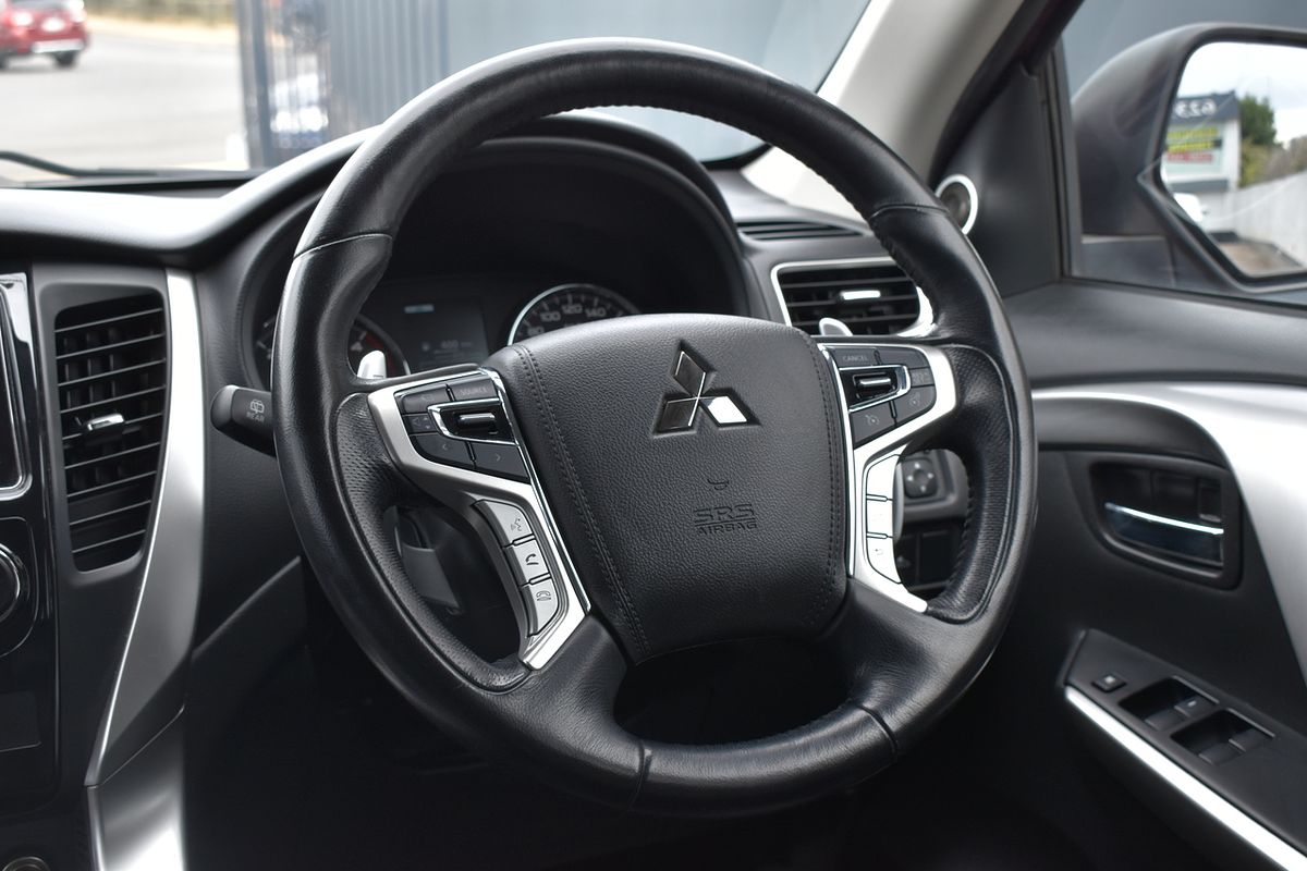 2016 Mitsubishi Pajero Sport Exceed QE
