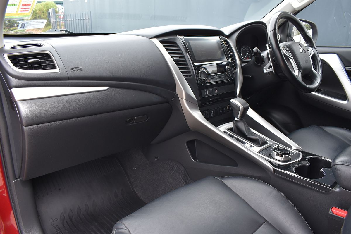 2016 Mitsubishi Pajero Sport Exceed QE