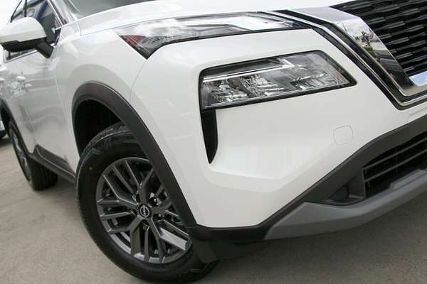 2024 Nissan X-TRAIL ST T33