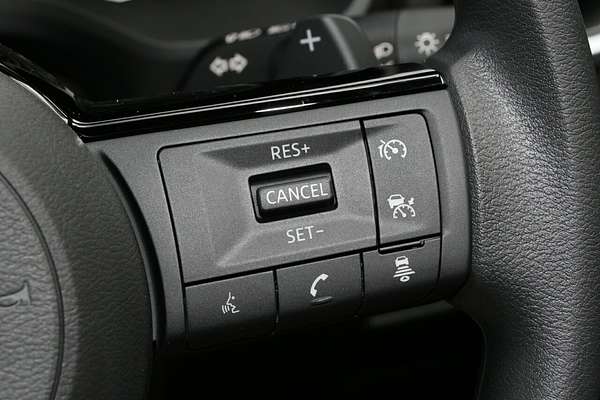 2024 Nissan X-TRAIL ST T33