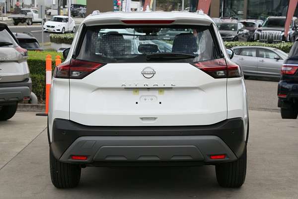 2024 Nissan X-TRAIL ST T33