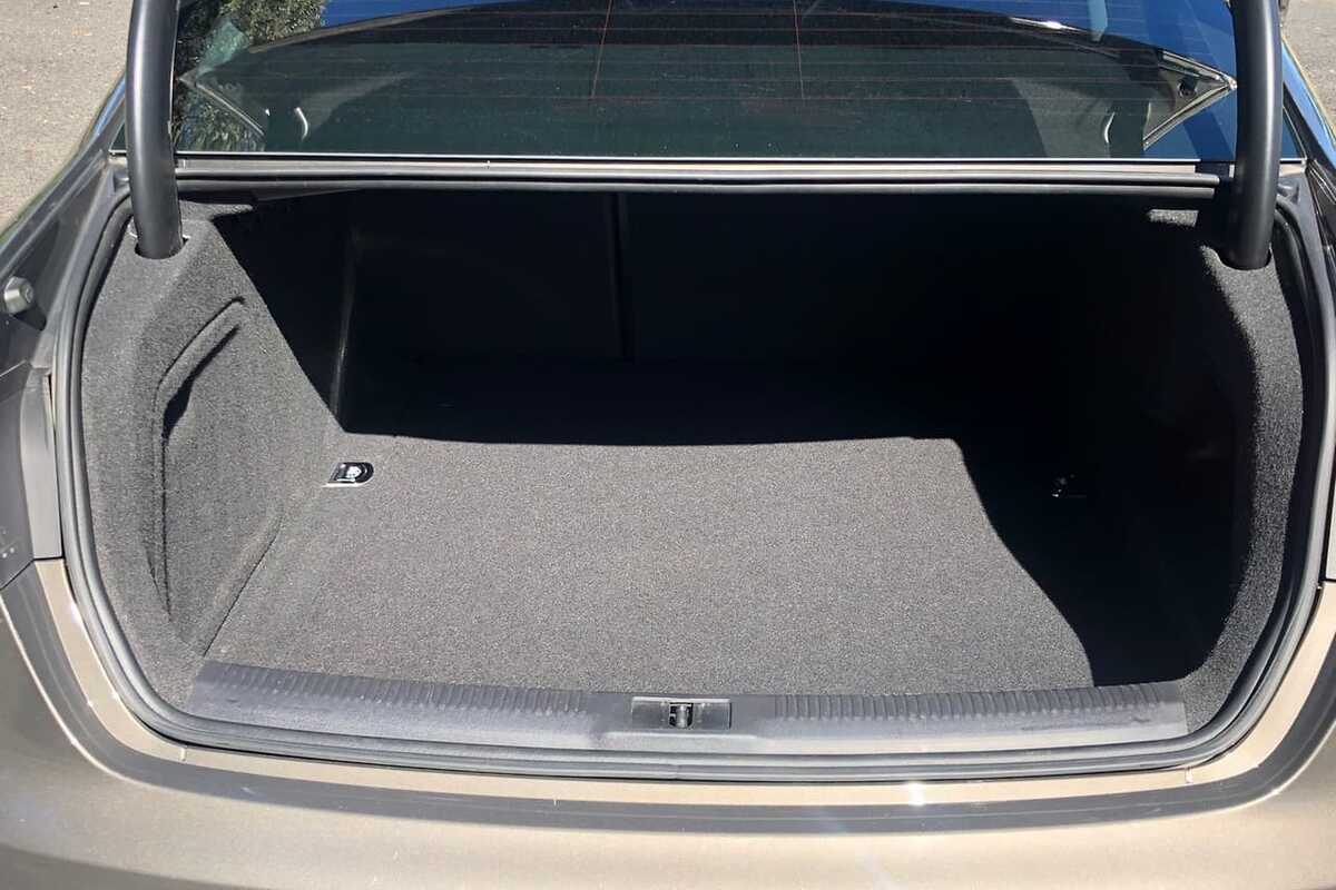 2014 Audi A4 S Line B8