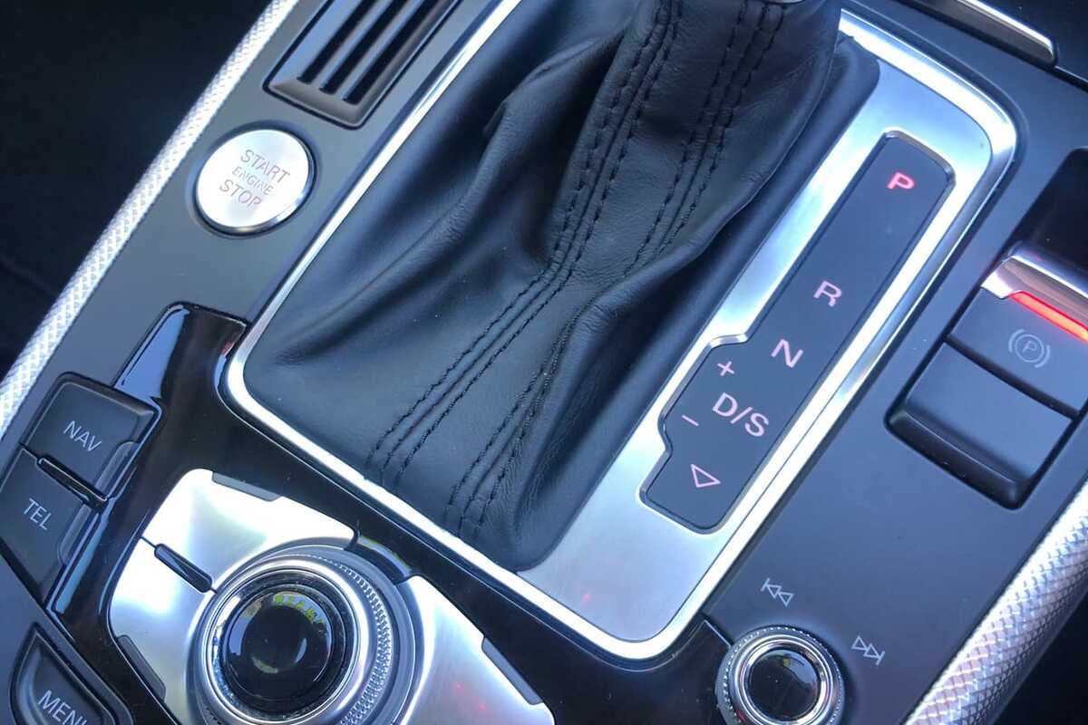 2014 Audi A4 S Line B8