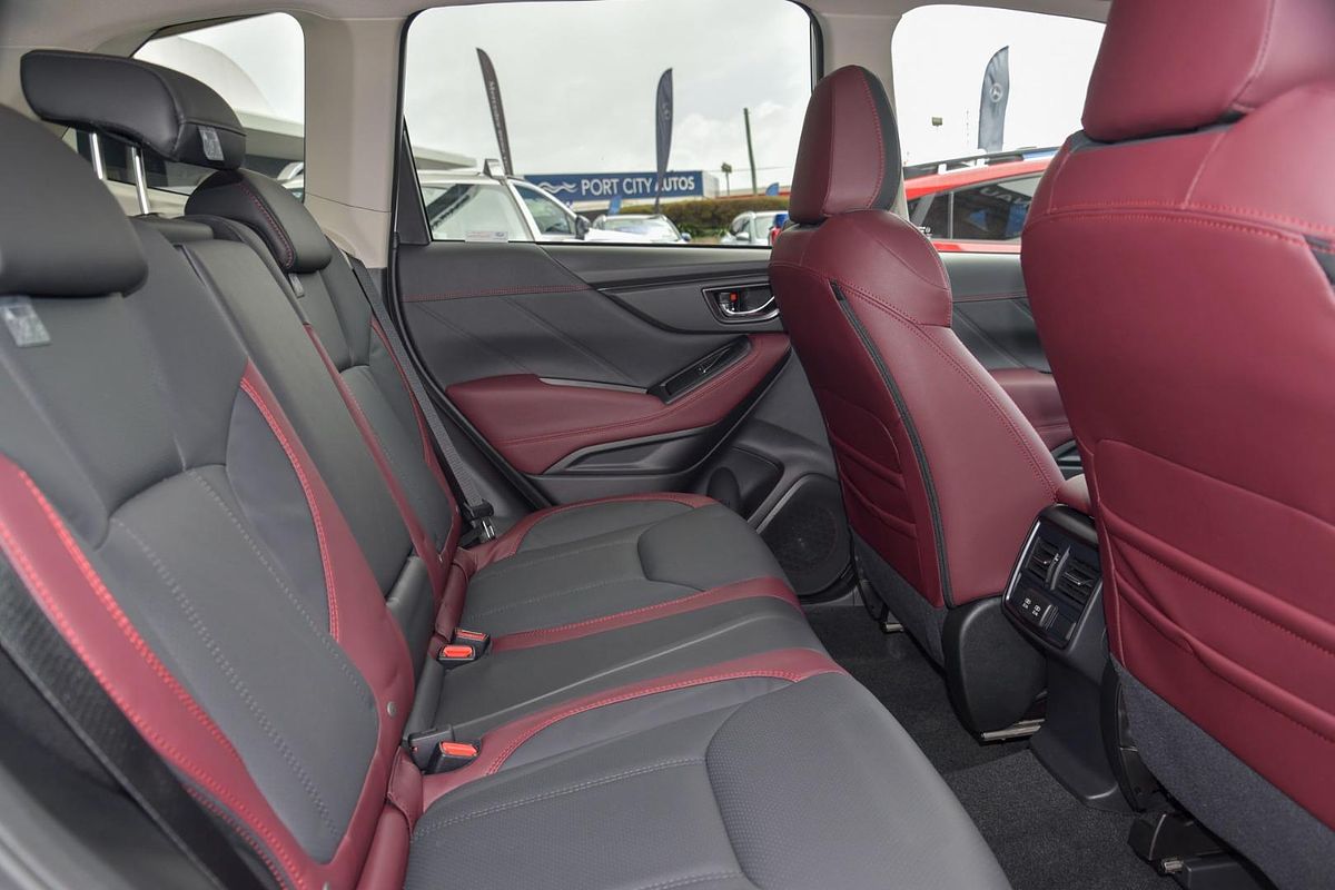 2024 Subaru Forester STI Sport S5