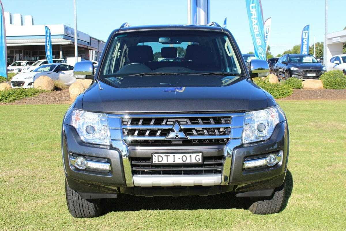2017 Mitsubishi PAJERO GLX NX