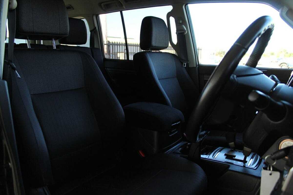 2017 Mitsubishi PAJERO GLX NX