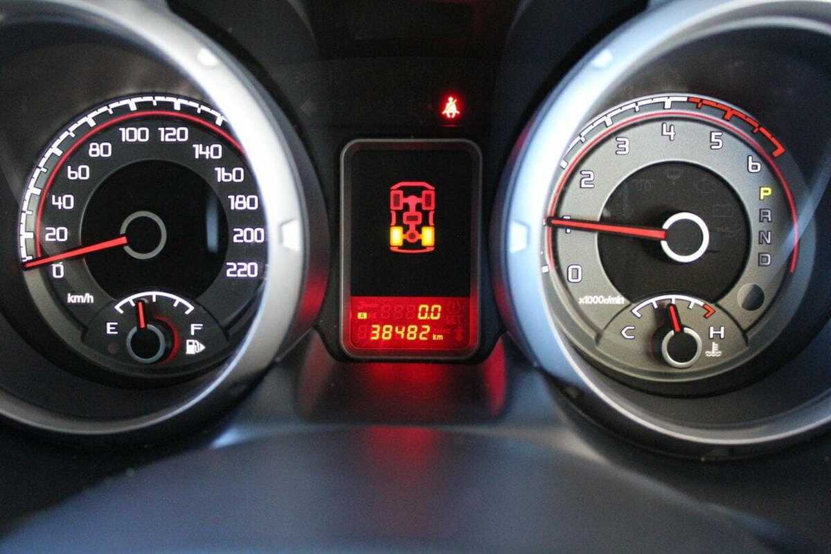 2017 Mitsubishi PAJERO GLX NX