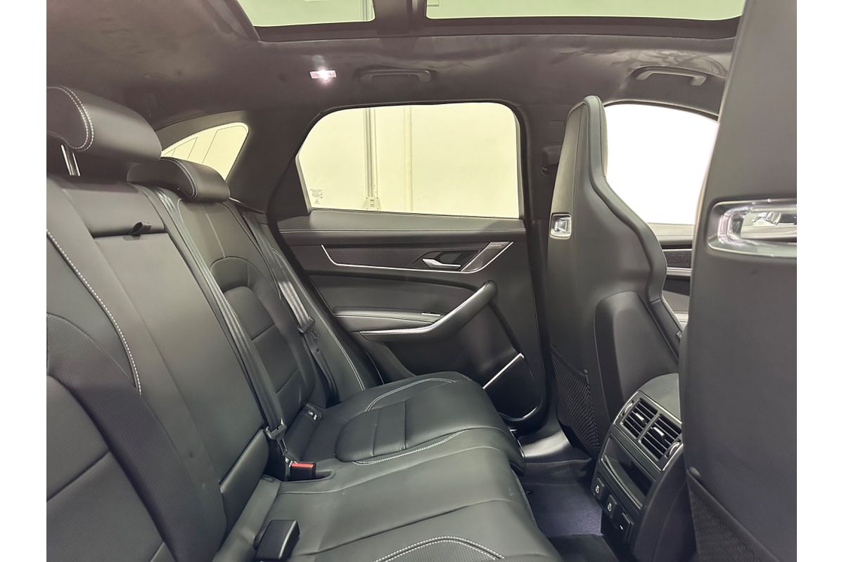 2024 Jaguar F-PACE 400 Sport X761