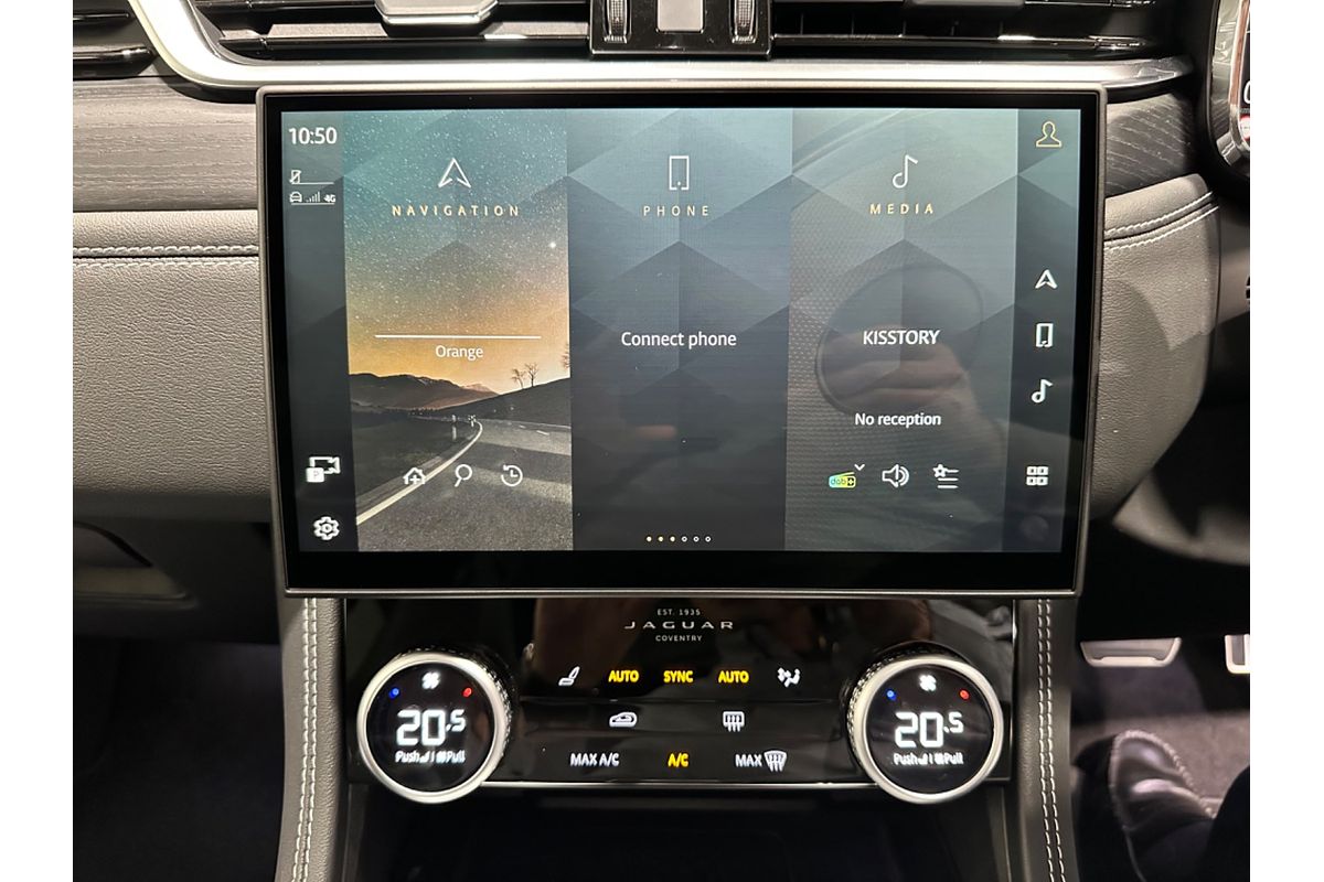 2024 Jaguar F-PACE 400 Sport X761