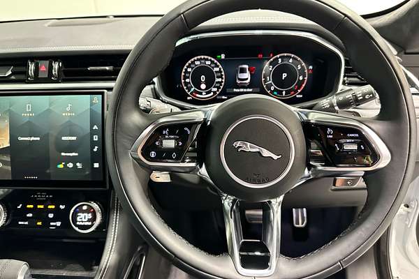 2024 Jaguar F-PACE 400 Sport X761