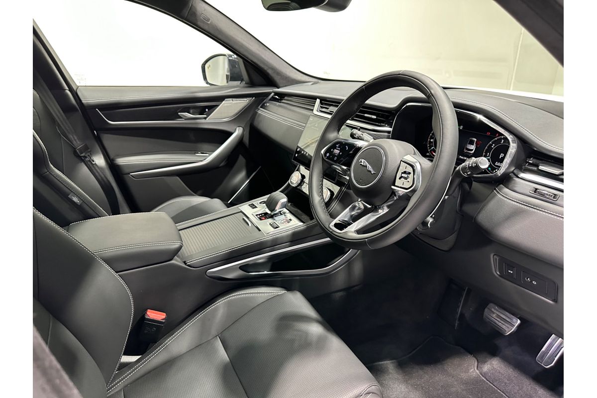 2024 Jaguar F-PACE 400 Sport X761