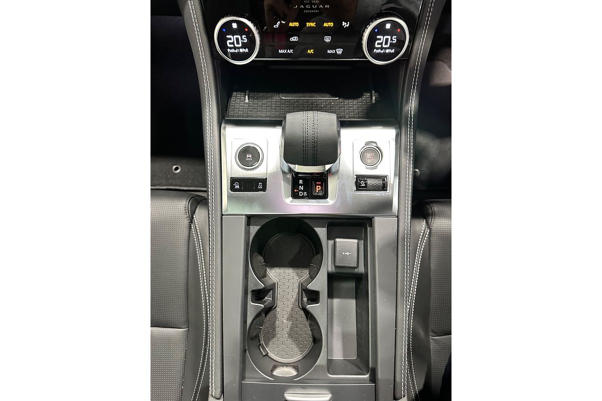 2024 Jaguar F-PACE 400 Sport X761