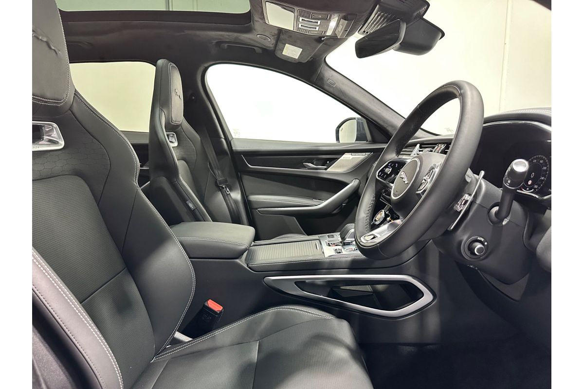 2024 Jaguar F-PACE 400 Sport X761