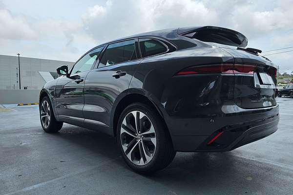 2024 Jaguar F-PACE P250 R-Dynamic SE X761