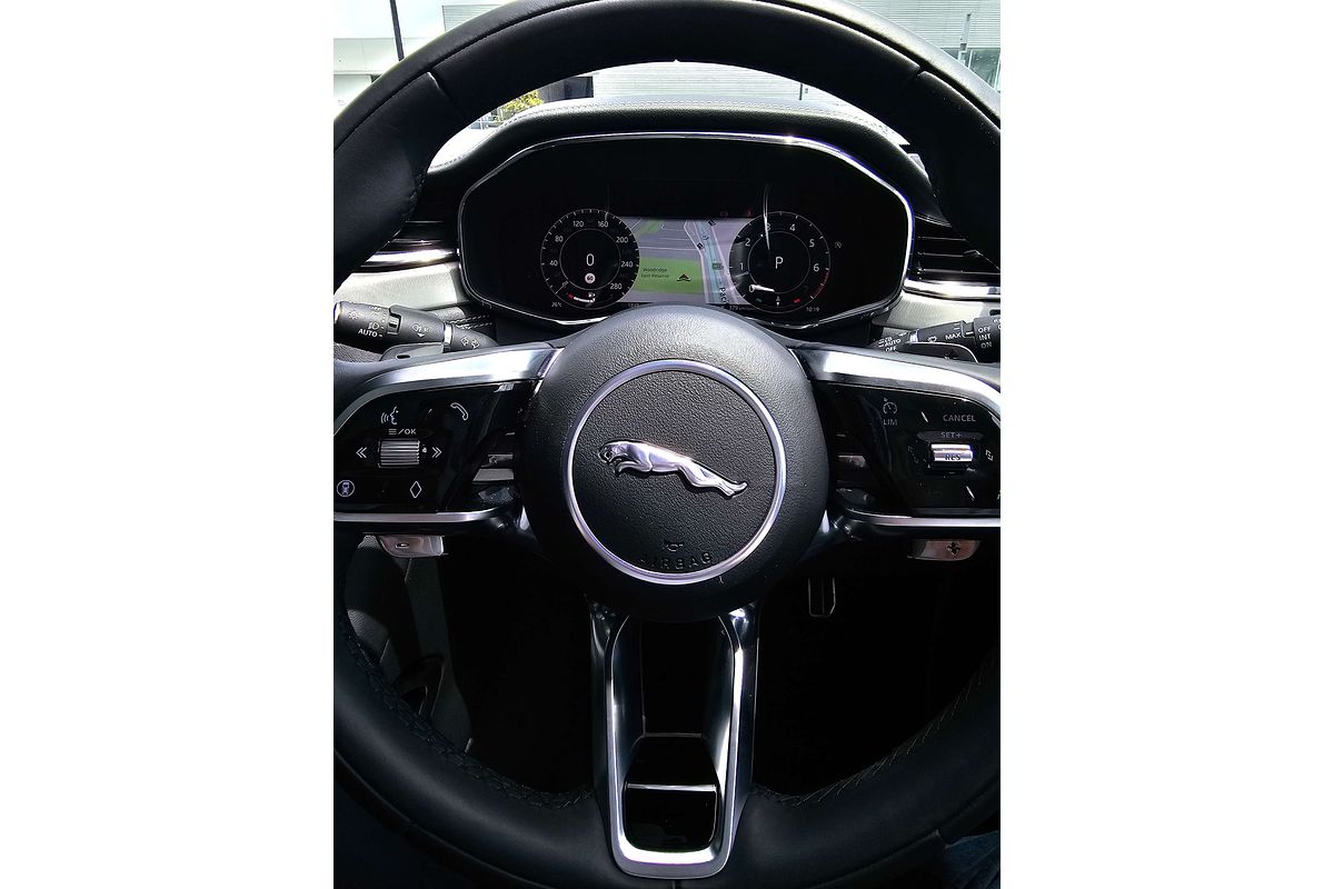 2024 Jaguar F-PACE P250 R-Dynamic SE X761