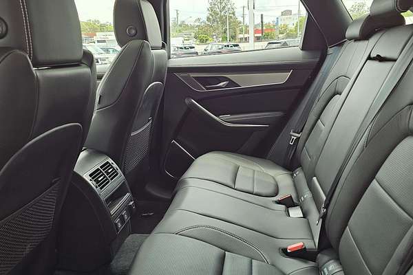 2024 Jaguar F-PACE P250 R-Dynamic SE X761