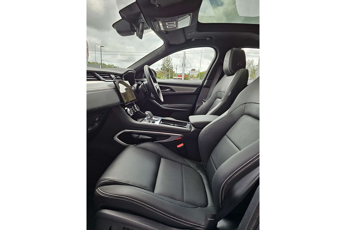 2024 Jaguar F-PACE P250 R-Dynamic SE X761