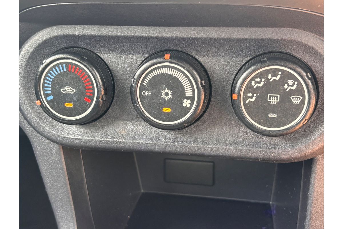 2013 Mitsubishi Lancer ES CJ