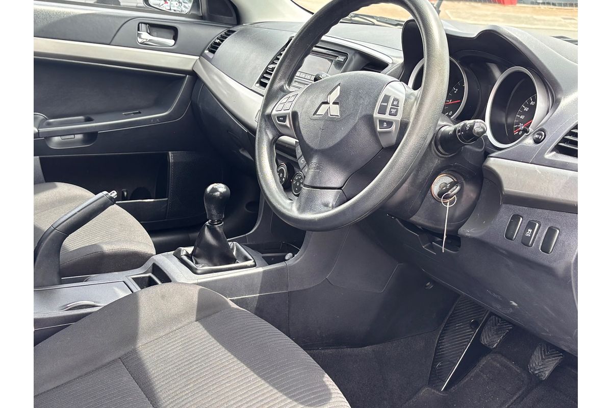 2013 Mitsubishi Lancer ES CJ