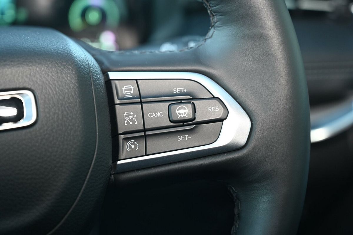 2023 Jeep Compass S-Limited M6