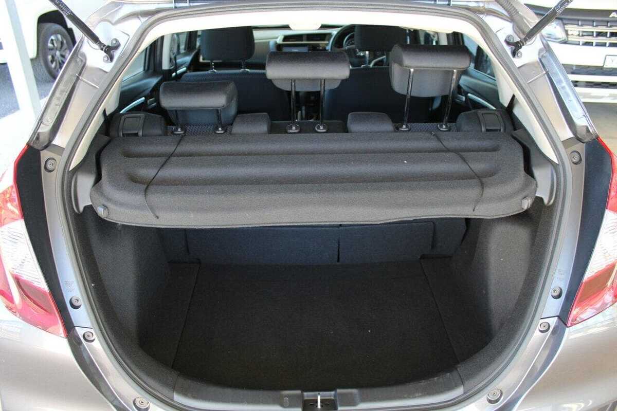 2018 Honda JAZZ VTi GF