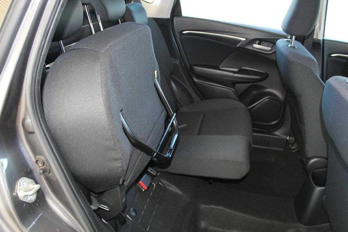 2018 Honda JAZZ VTi GF