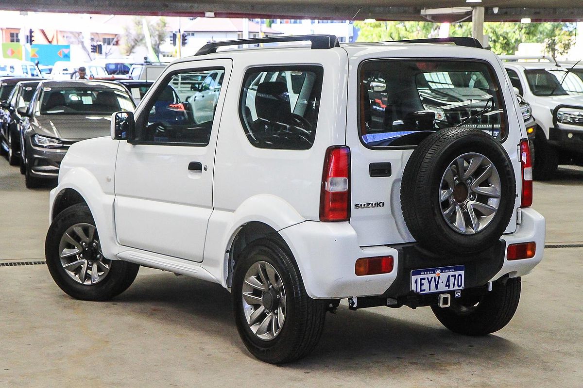 2015 Suzuki Jimny Sierra SN413 T6